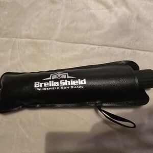Brella Shield Windshield Sun Shade - Black